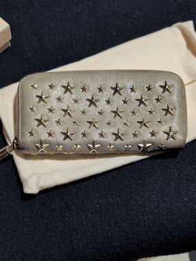 Jimmy Choo Metallic Star-Stud Zip Wallet - Gold